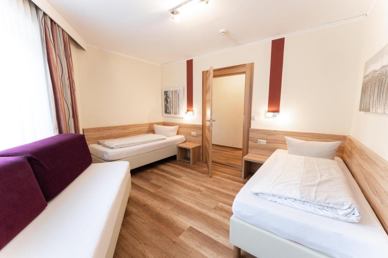 טוקס Aparthotel Dorfplatzl Garni מראה חיצוני תמונה