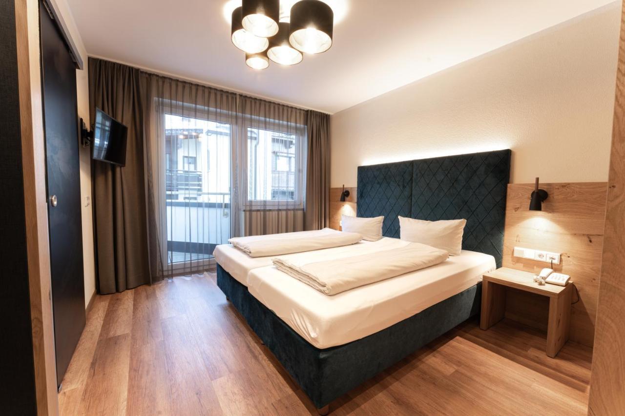טוקס Aparthotel Dorfplatzl Garni מראה חיצוני תמונה