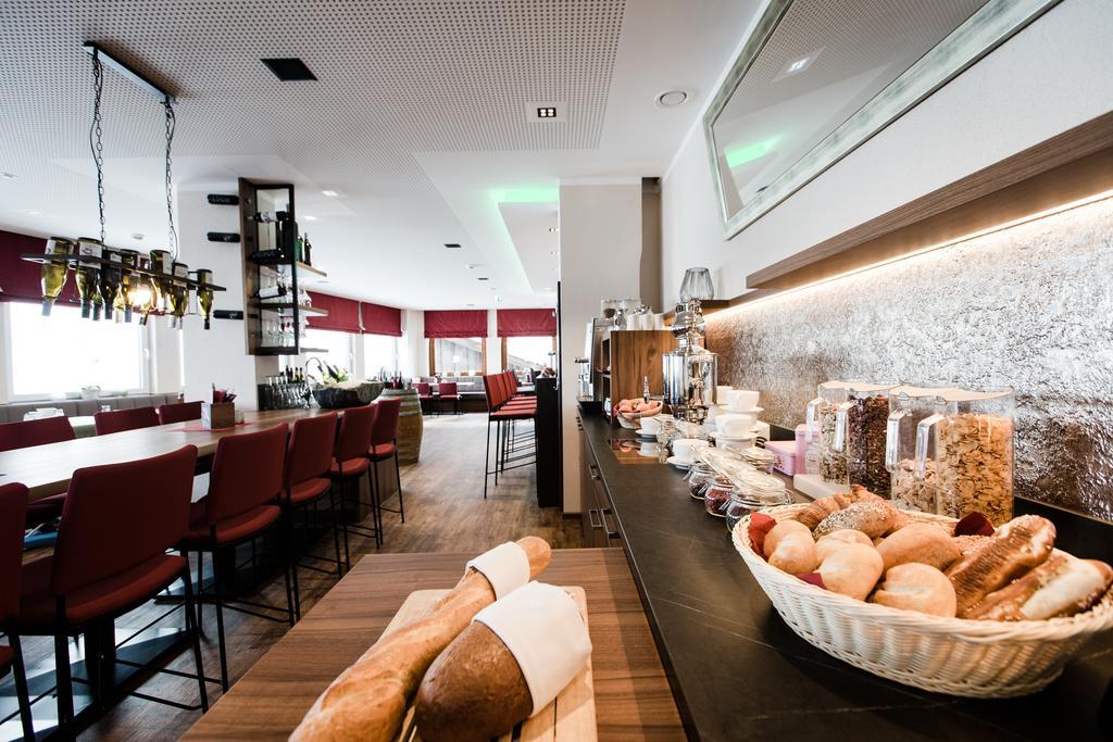 טוקס Aparthotel Dorfplatzl Garni מראה חיצוני תמונה