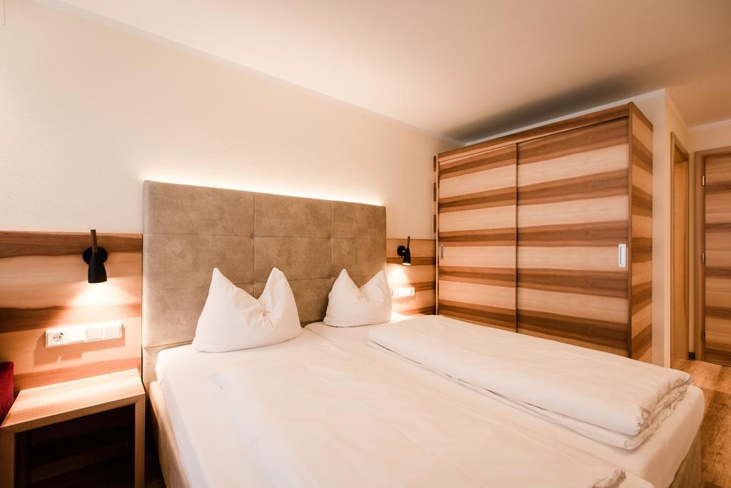 טוקס Aparthotel Dorfplatzl Garni מראה חיצוני תמונה